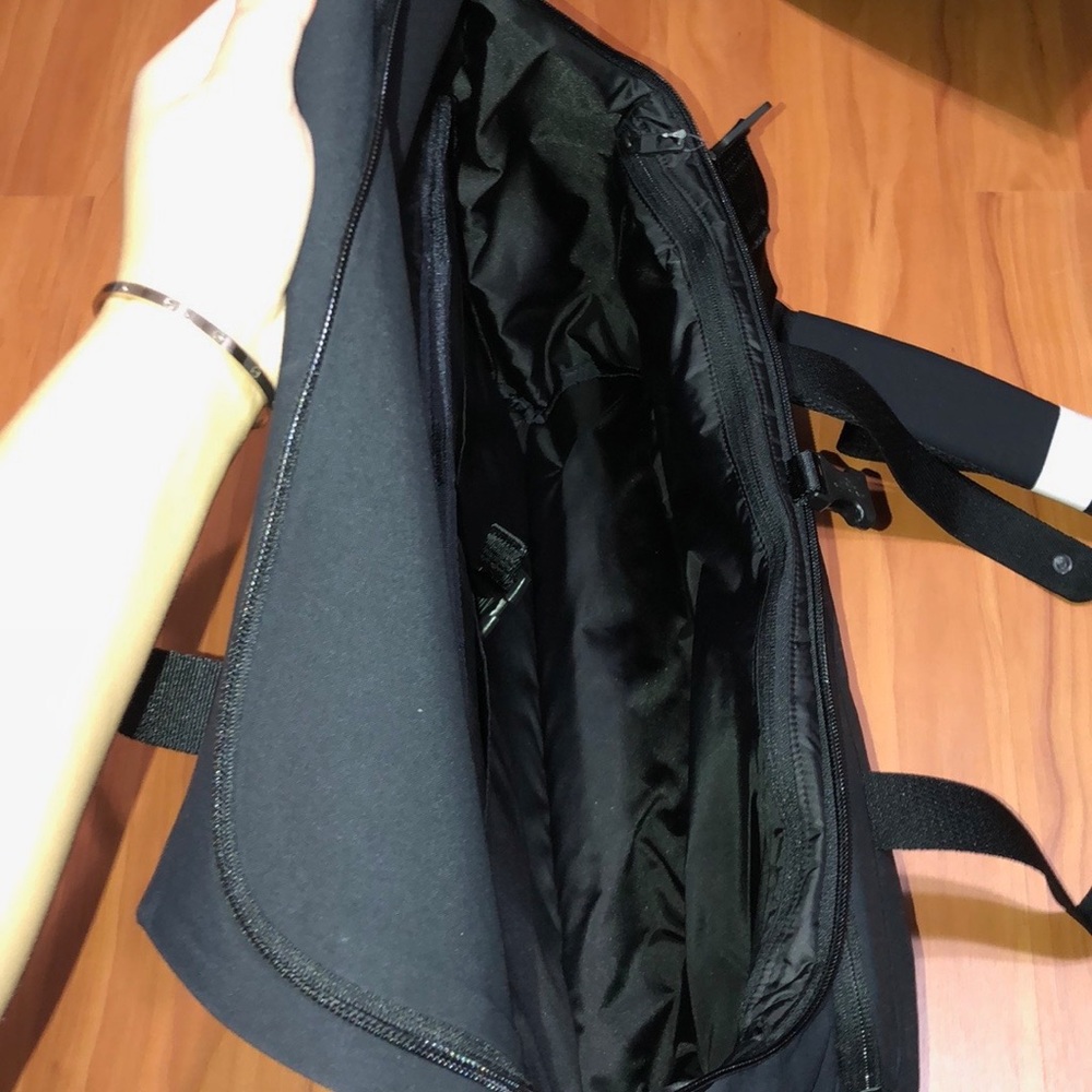 Lululemon Duffle Bag - Picture 4 of 7